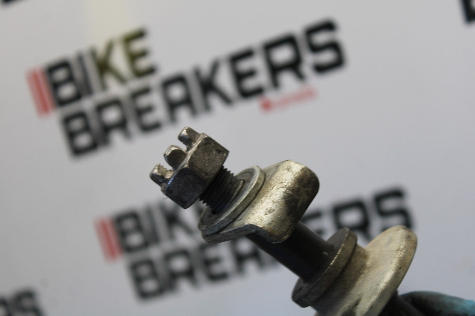 08-18 KAWASAKI KLR650 REAR AXLE BACK WHEEL RIM PIVOT BOLT AXEL BB183