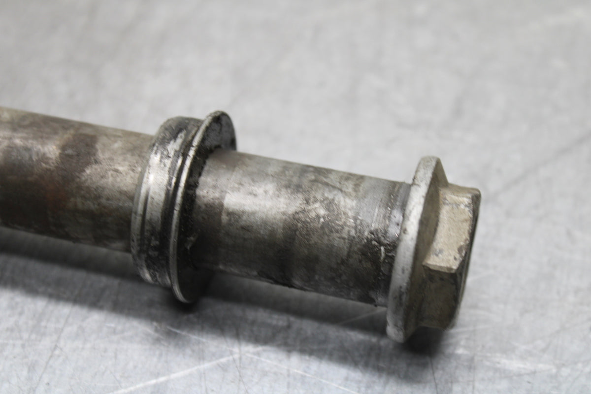 03-04 HONDA CBR600RR REAR AXLE BACK WHEEL RIM PIVOT BOLT AXEL BB127