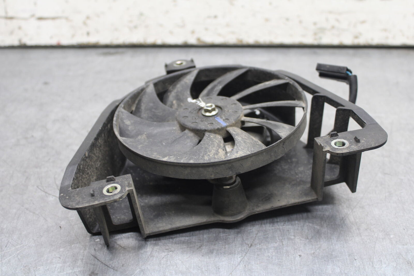 15-17 YAMAHA YZF R3 ENGINE RADIATOR COOLING FAN BB111