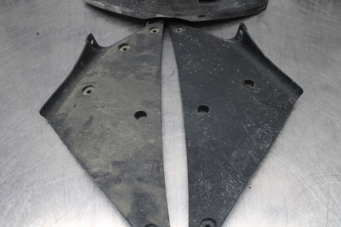 07-08 KAWASAKI NINJA ZX6R LOWER FRONT UPPER INNER HEADLIGHT COWL FAIRING  BB203