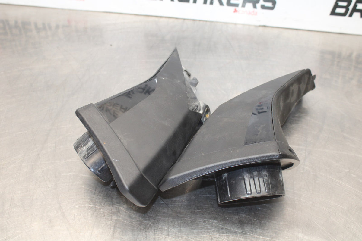 16 APRILIA TUONO V4 1100 RIGHT LEFT AIR INTAKE DUCTS BB905