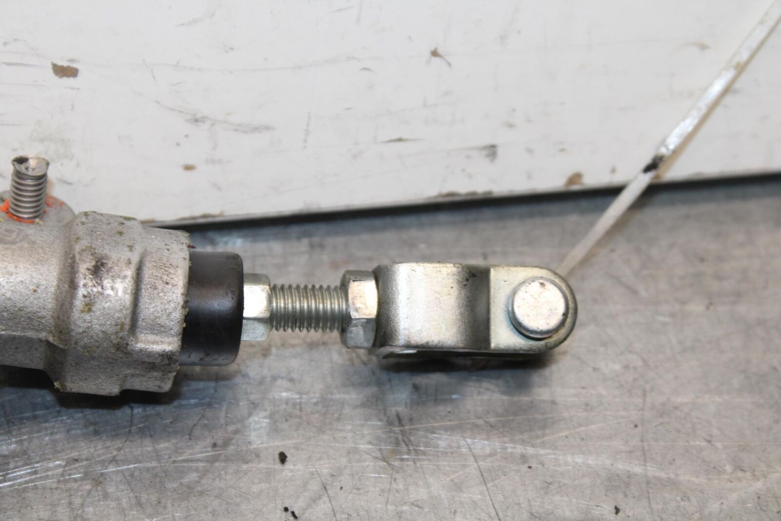 06-07 SUZUKI GSXR 600 REAR BACK BRAKE MASTER CYLINDER W RESERVOIR BB104