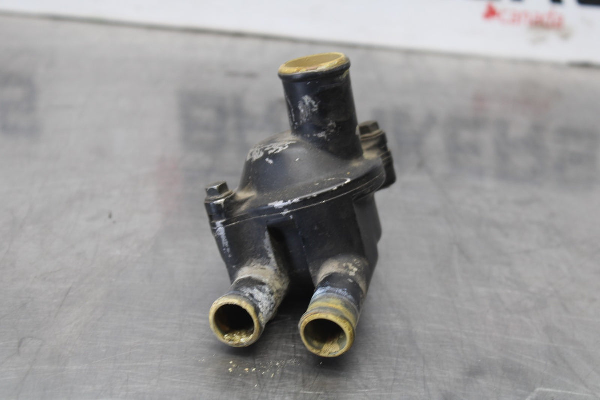 84 HONDA INTERCEPTOR 1000 VF1000F THERMOSTAT W HOUSING ASSEMBLY BB878