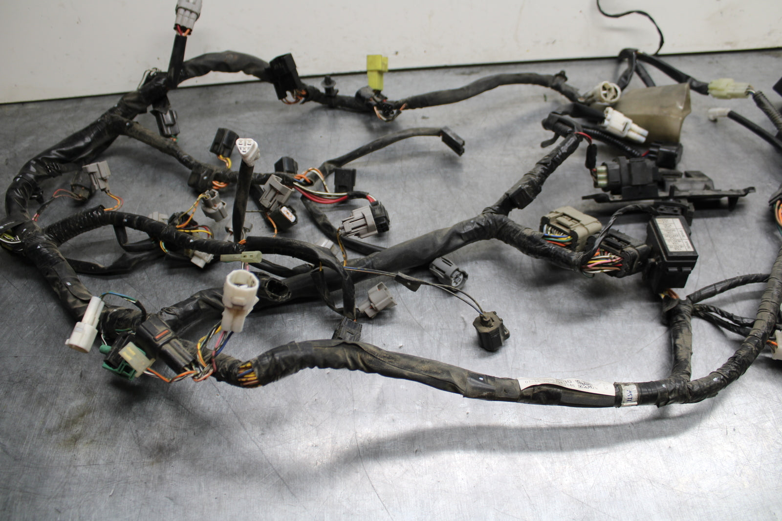 08-10 SUZUKI GSXR 600 MAIN ENGINE WIRING HARNESS MOTOR WIRE LOOM BB753