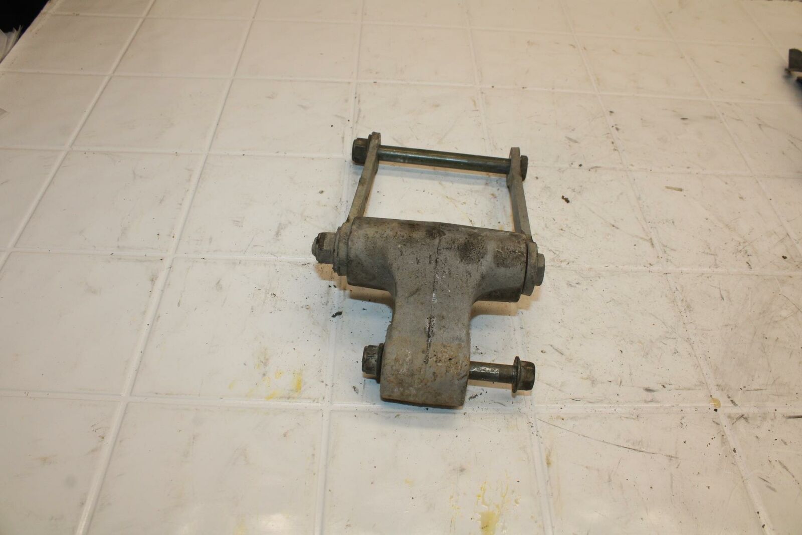 07-08 YAMAHA V STAR 1100 REAR BACK SHOCK LINK BB404
