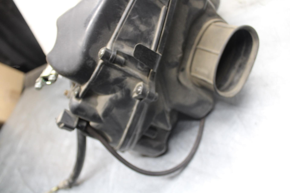 2003 Honda CBR600RR AIRBOX INTAKE FILTER BOX 17221-MEE-D00 17232-MEE-000 BB511