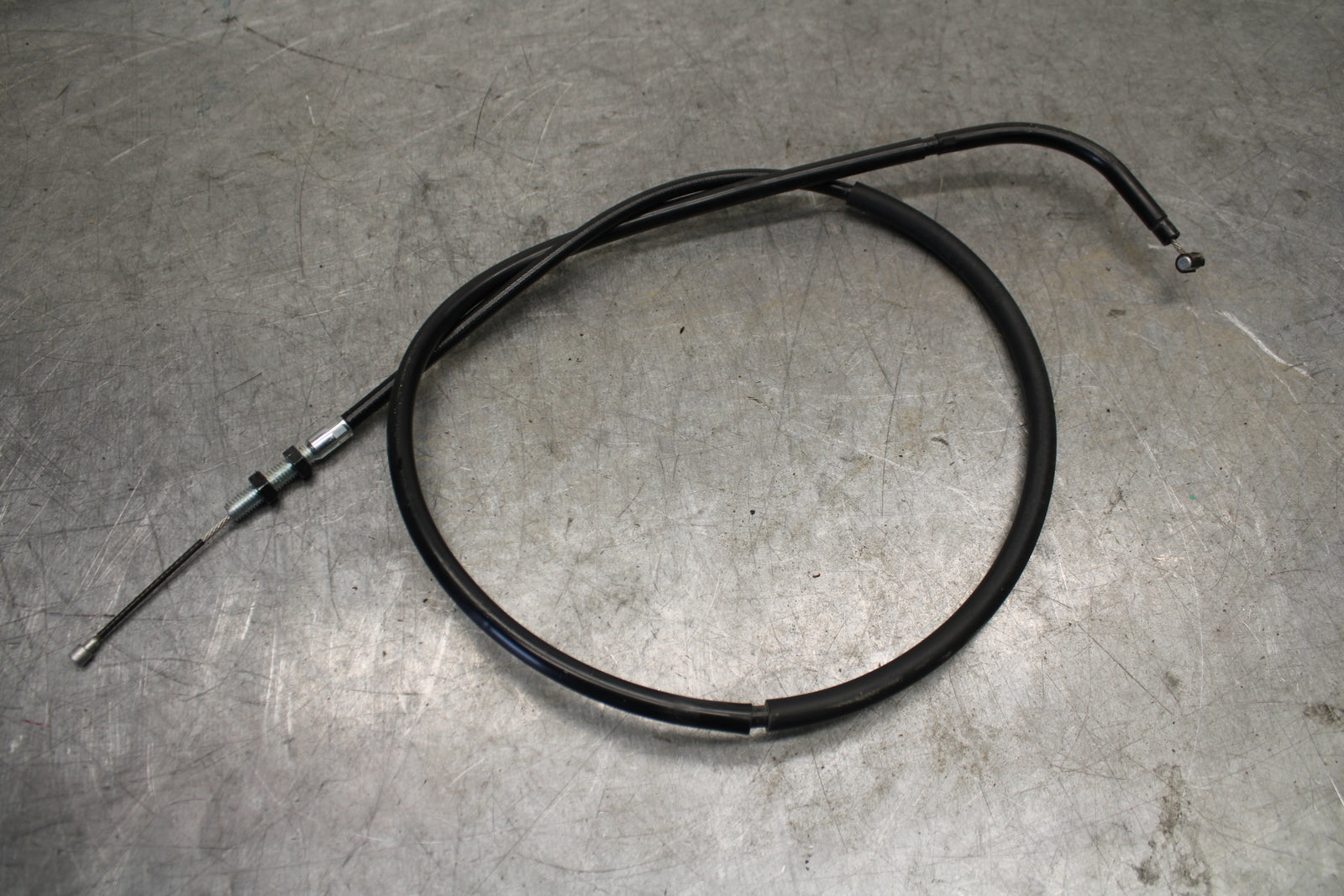 22-24 YAMAHA XSR900 CLUTCH CABLE LINE BB683