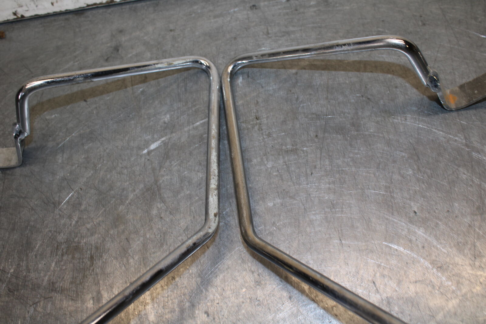87-03 SUZUKI INTRUDER 1400 VS1400GLP PASSENGER SEAT GRAB BAR HANDLE SET  BB702