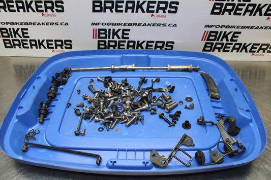 04-05 KAWASAKI NINJA ZX10R MOUNTING BOLTS HARDWARE MOTOR SCREWS BB163