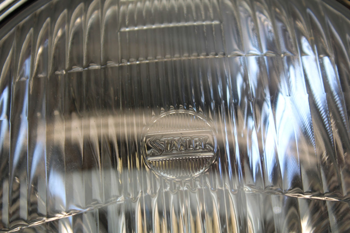 02 KAWASAKI VULCAN 800 VN800B CLASSIC SINGLE HEADLIGHT HEAD LAMP LIGHT BB862