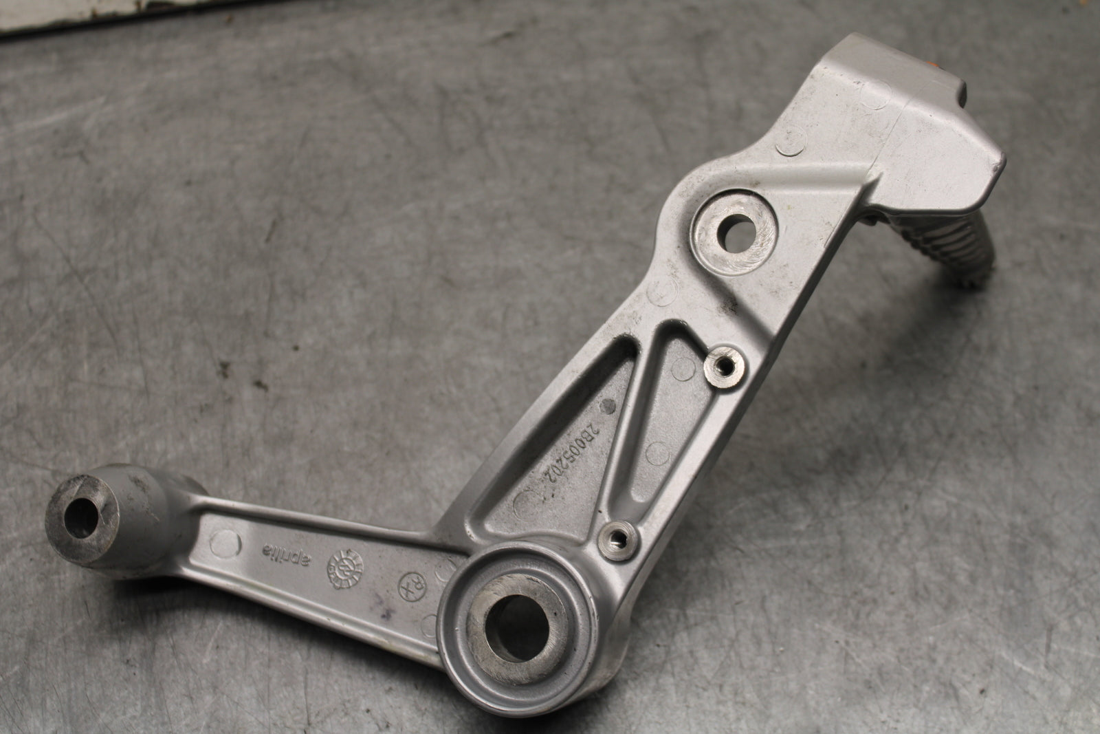 20-23 APRILIA RS660 LEFT REARSET REAR SET DRIVER FOOT PEG REST STOP  BB667