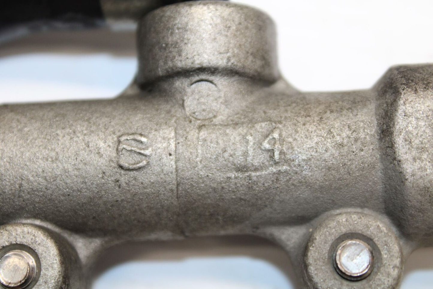 06-07 SUZUKI GSXR600 REAR BACK BRAKE MASTER CYLINDER W RESERVOIR BB243