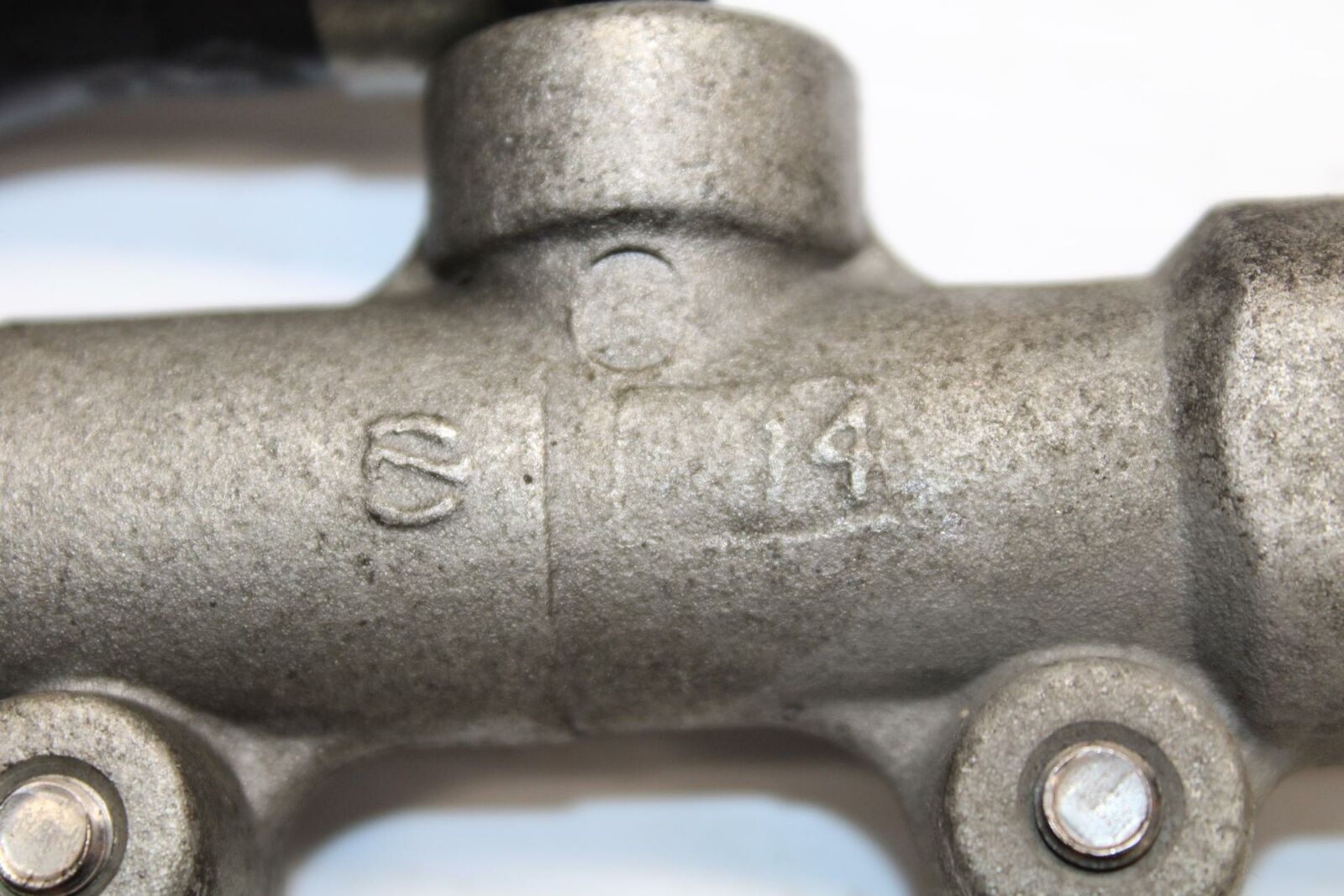 06-07 SUZUKI GSXR600 REAR BACK BRAKE MASTER CYLINDER W RESERVOIR BB243