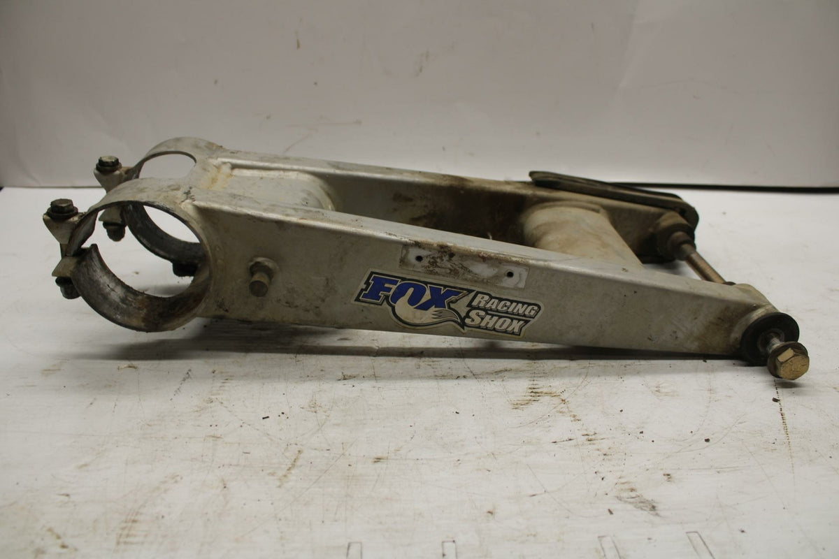2005 Polaris Predator 500 SWINGARM BACK SUSPENSION SWING ARM 1542023-385 BB269
