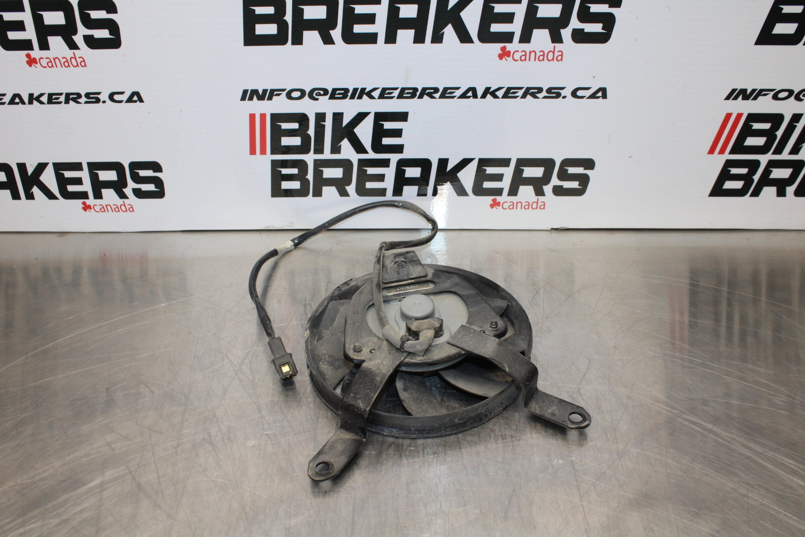 09-15 YAMAHA FZ6R ENGINE RADIATOR COOLING FAN BB161