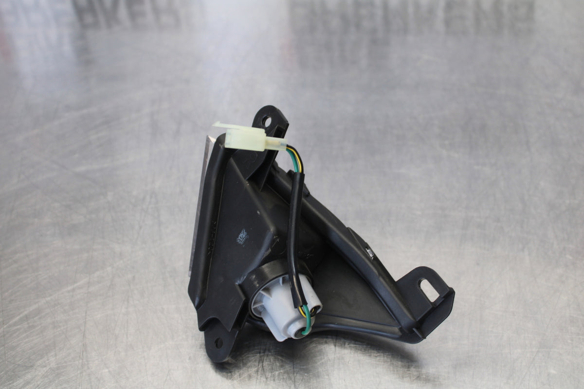 23-24 KAWASAKI NINJA ZX14R NEW!! RIGHT FRONT TURN SIGNAL LIGHT INDICATOR BB169