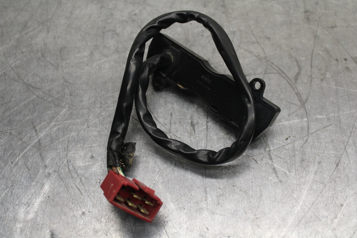 84 HONDA INTERCEPTOR 750 VF750F FUSE BOX BB108