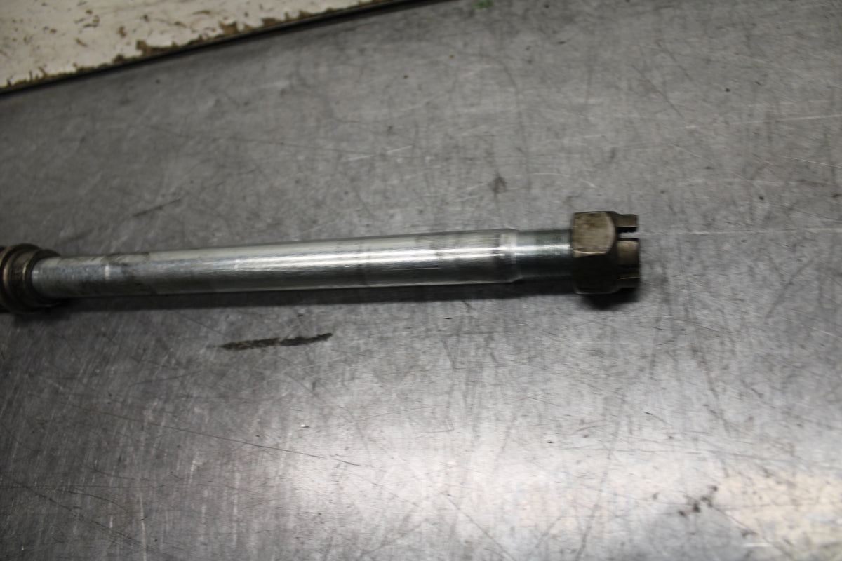 24 KAWASAKI NINJA 500 ABS FRONT WHEEL RIM AXLE PIVOT BOLT BB744