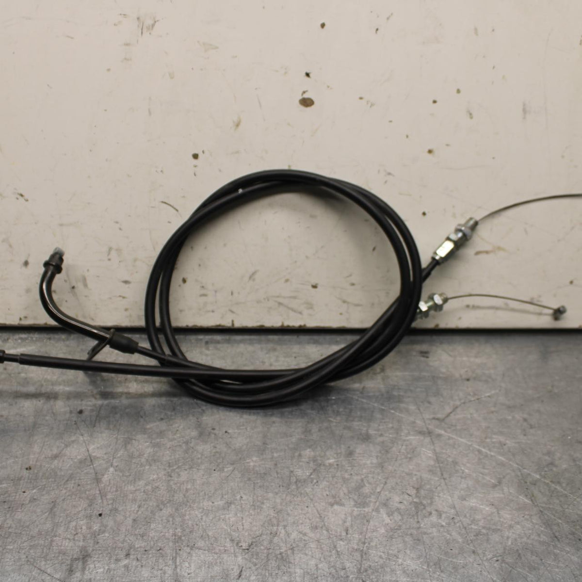 06-07 SUZUKI GSXR 600 750 THROTTLE CABLES LINES BB98