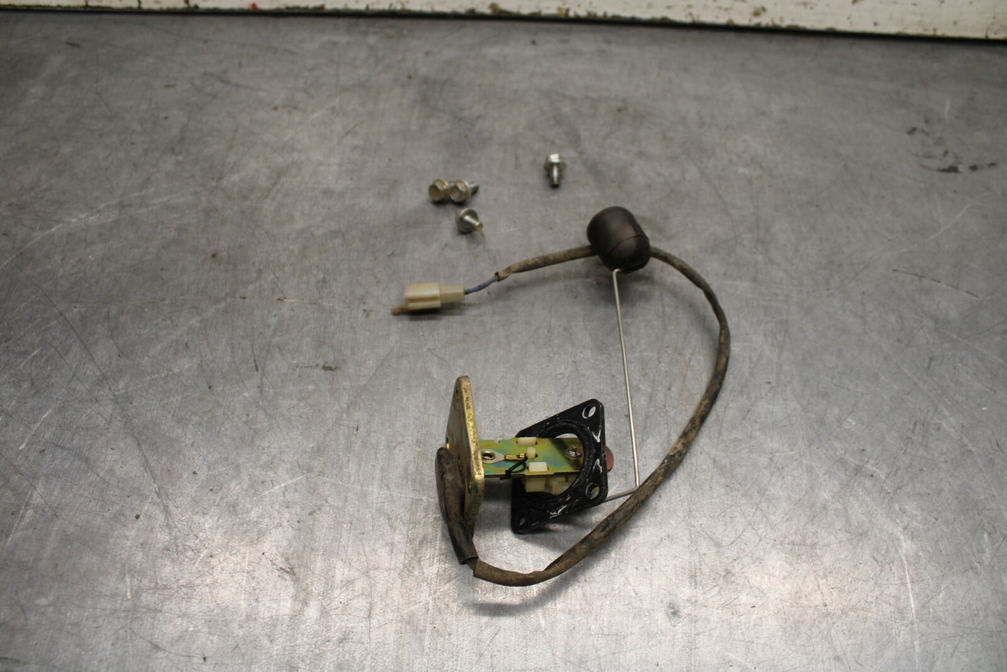 20-24 CF-MOTO CFORCE 600 TOURING FLOAT GAS FUEL PETROL LEVEL SENDING UNIT BB715