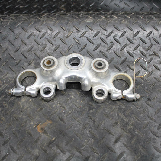 84-85 YAMAHA VIRAGO 1000 FORKS UPPER TRIPLE TREE CLAMP BB173