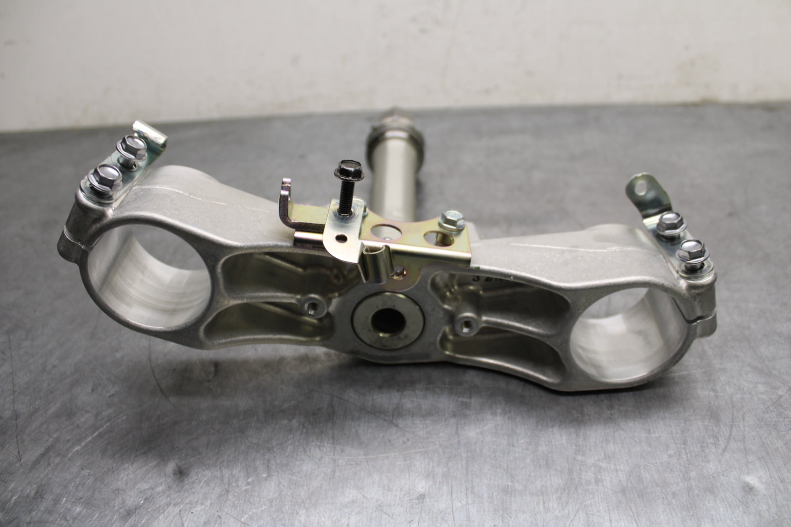 12-25 KAWASAKI NINJA ZX14R NEW!! FRONT FORKS CLAMP LOWER TRIPLE TREE STEM BB757