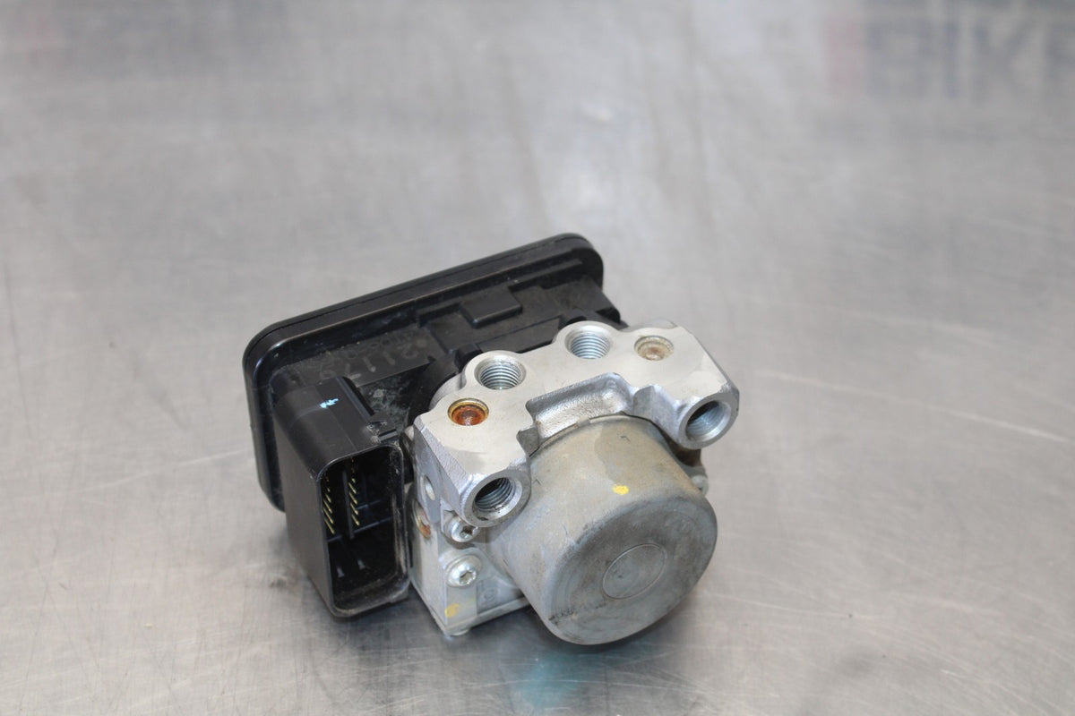 15 TRIUMPH TIGER 800 ABS PUMP UNIT MODULE BB873
