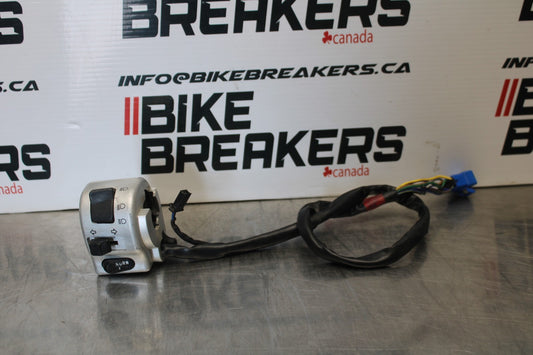 05-06 VICTORY KINGPIN DELUXE LEFT CLIP ON HORN SIGNALS SWITCH SWITCHES  BB195