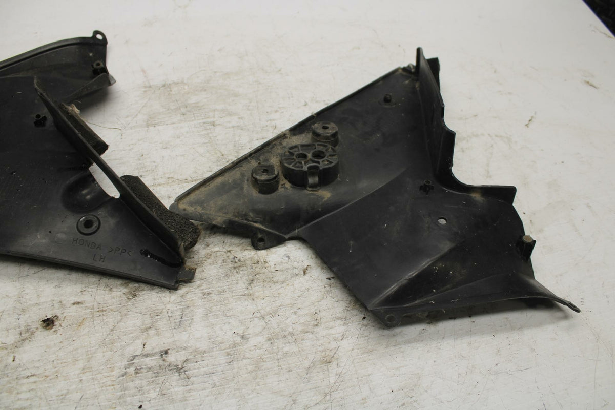 00-01 HONDA CBR929RR RIGHT LEFT INNER FAIRINGS COWLS PANELS #B BB265