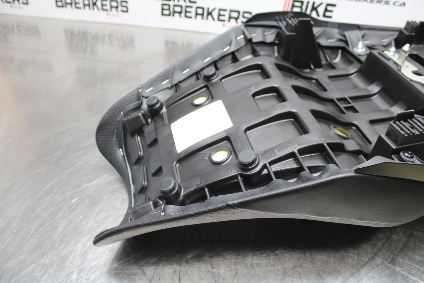 23-24 KAWASAKI NINJA ZX14R NEW!! FRONT REAR SEAT SADDLE & SOLO FAIRING BB153