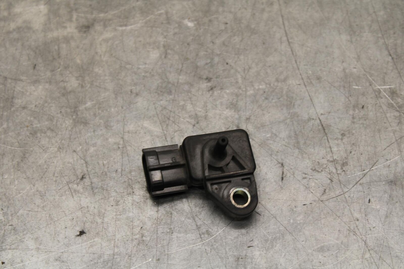 2005 Kawasaki Vulcan 1600 VN1600D Nomad MAP MASS AIR FLOW PRESSURE SENSOR BB556