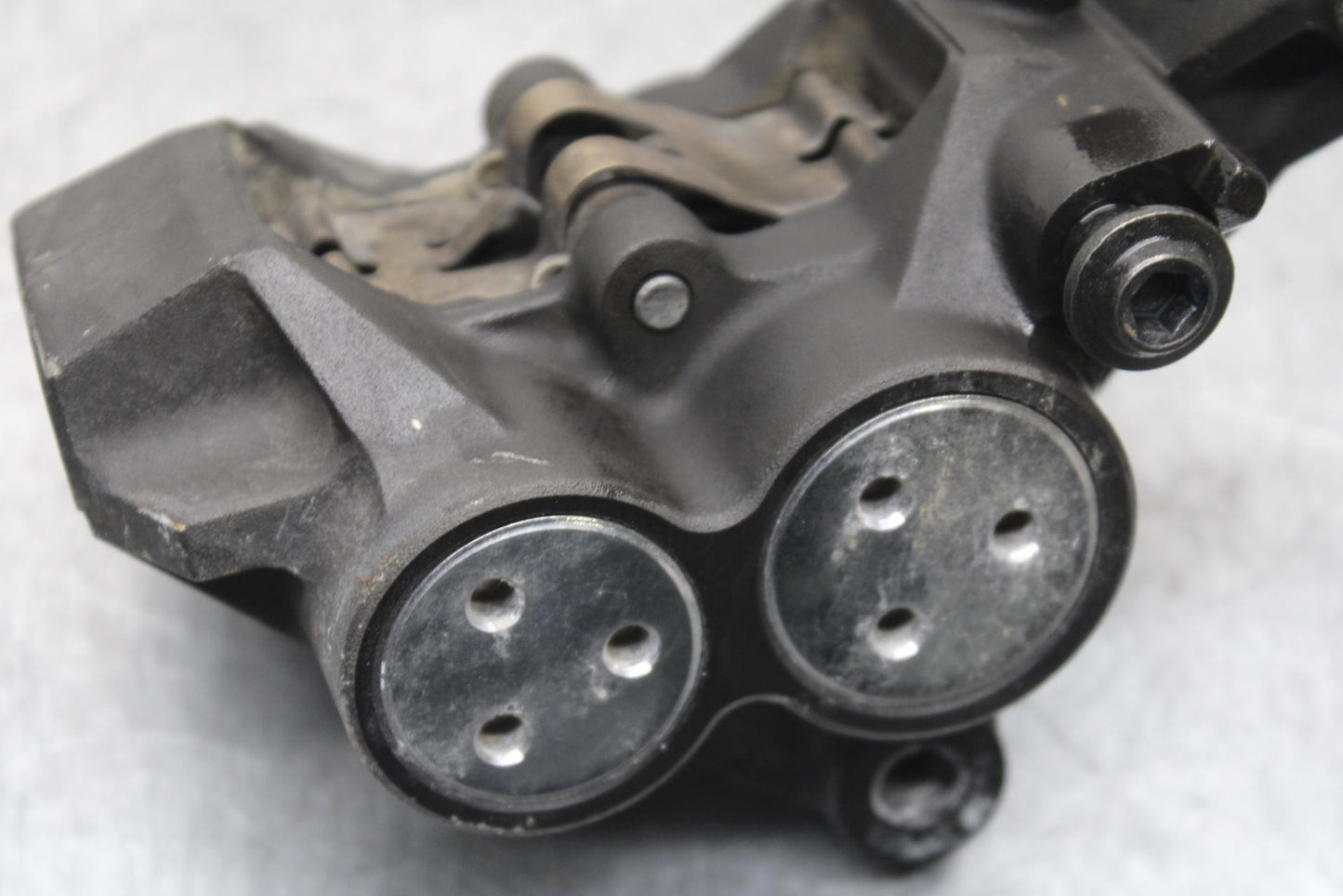 06-14 YAMAHA ROADLINER S XV1900S RIGHT LEFT FRONT BRAKE CALIPER SET PAIR BB619