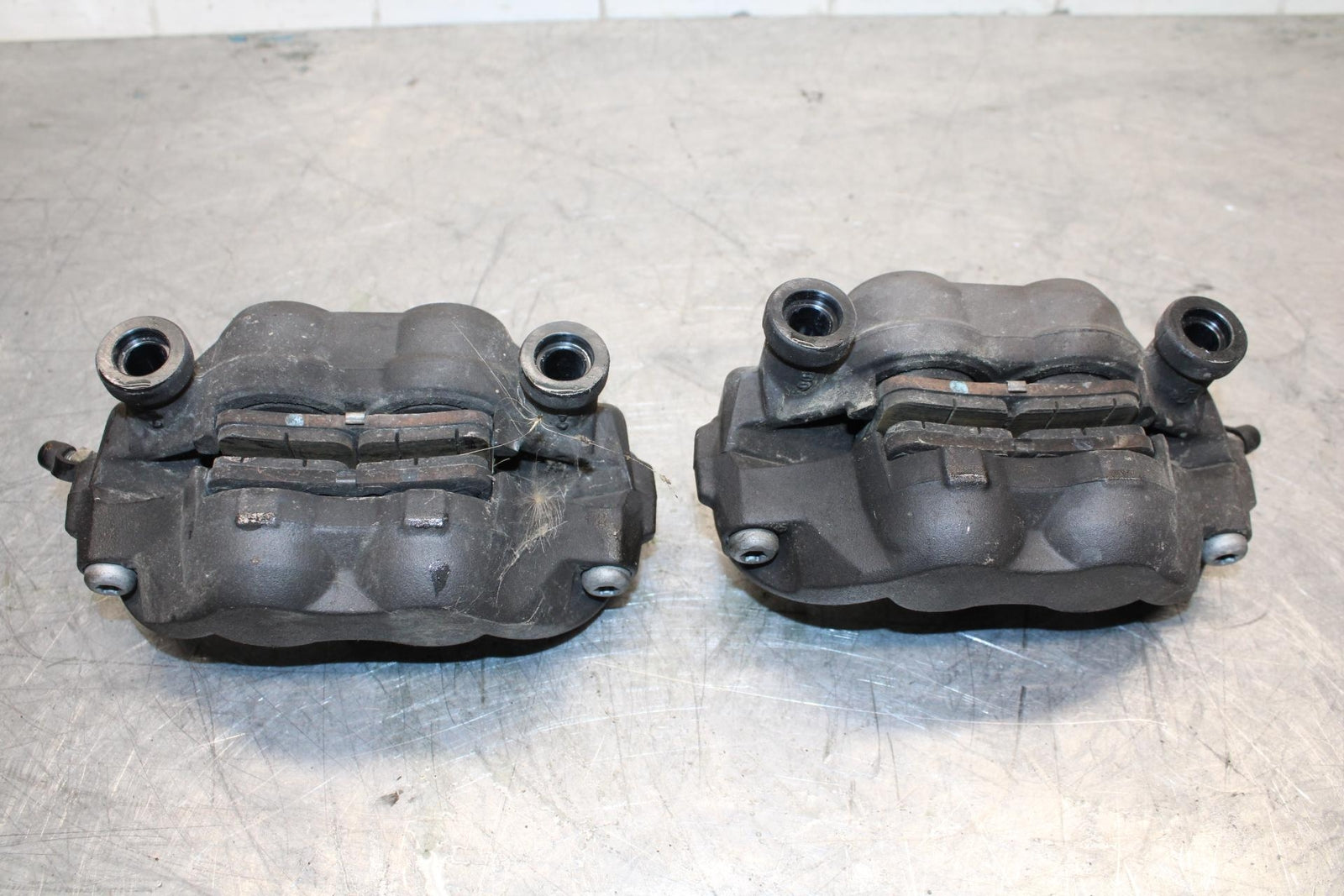 11-15 KAWASAKI ZX1000R RIGHT LEFT FRONT BRAKE CALIPER SET PAIR CALIPERS BB445