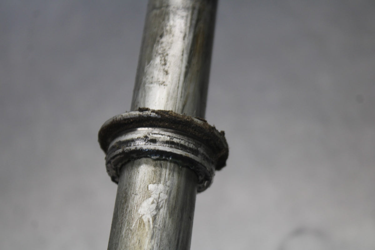 05-06 HONDA CBR600RR REAR AXLE BACK WHEEL RIM PIVOT BOLT AXEL BB893