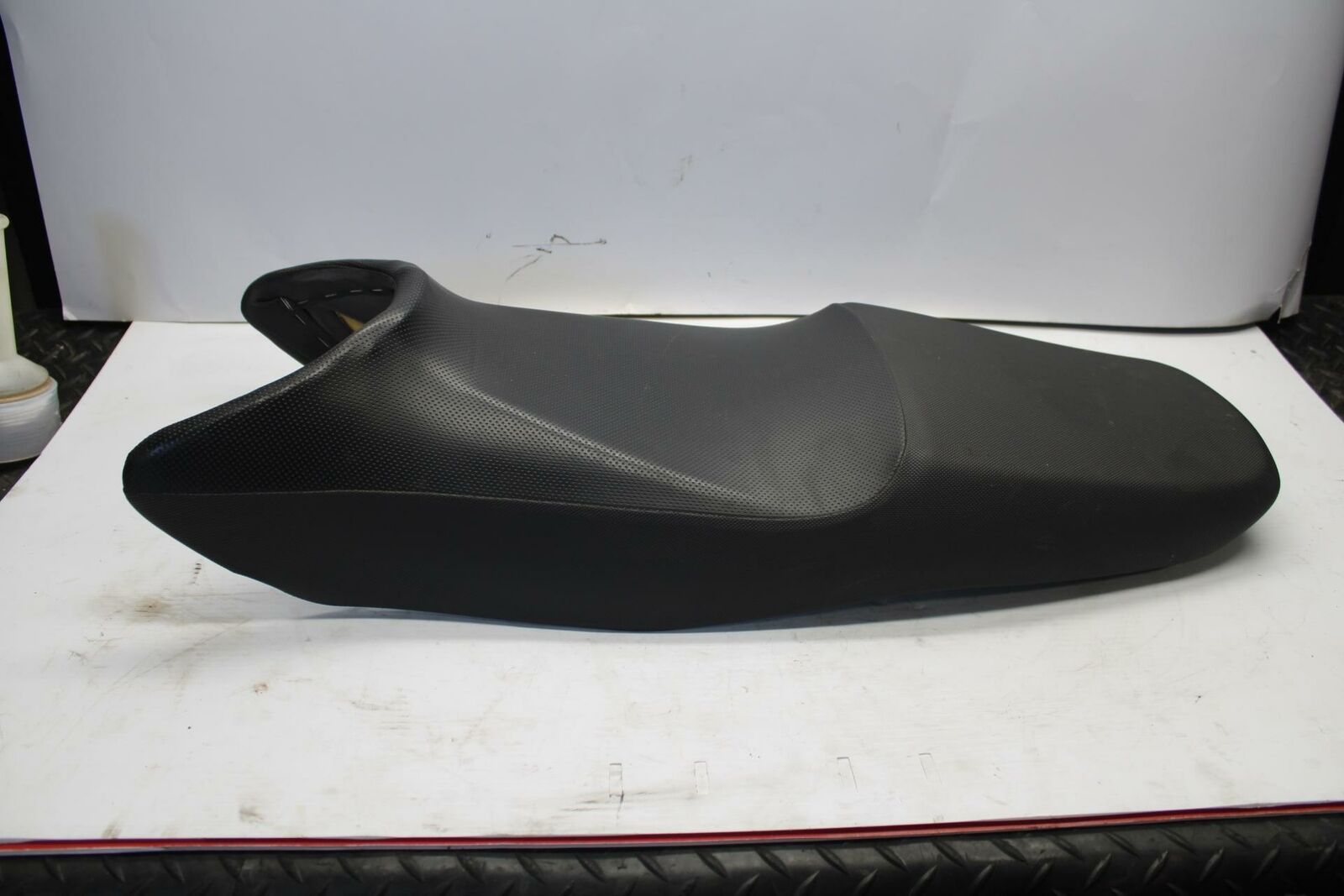 04-09 SUZUKI GS500F FRONT REAR SEAT SADDLE BB261