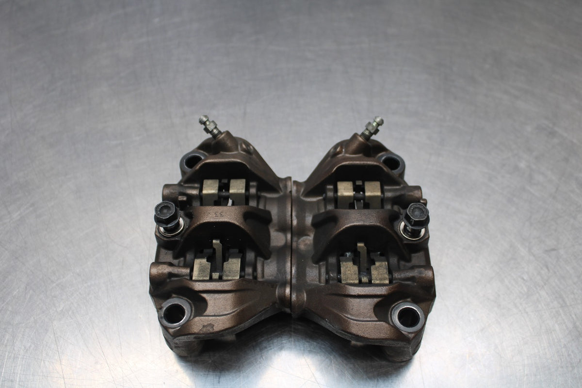 13-24 HONDA CBR600RR RIGHT LEFT FRONT BRAKE CALIPER SET PAIR CALIPERS BB772