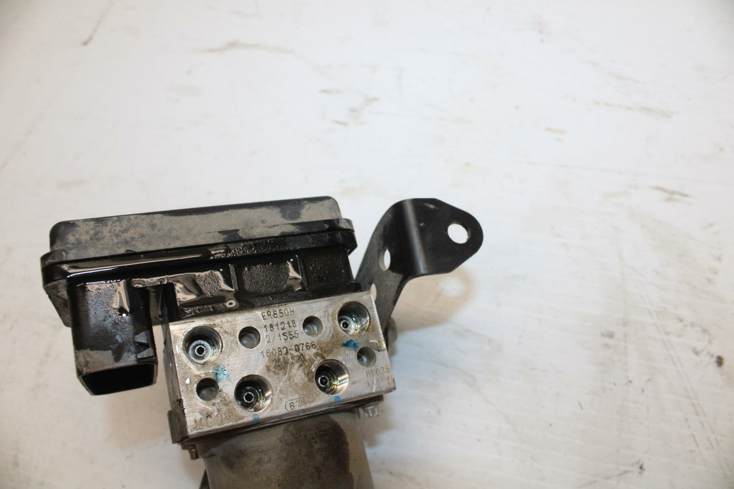 17-20 KAWASAKI NINJA 650 EX650 ABS ABS PUMP UNIT MODULE BB277