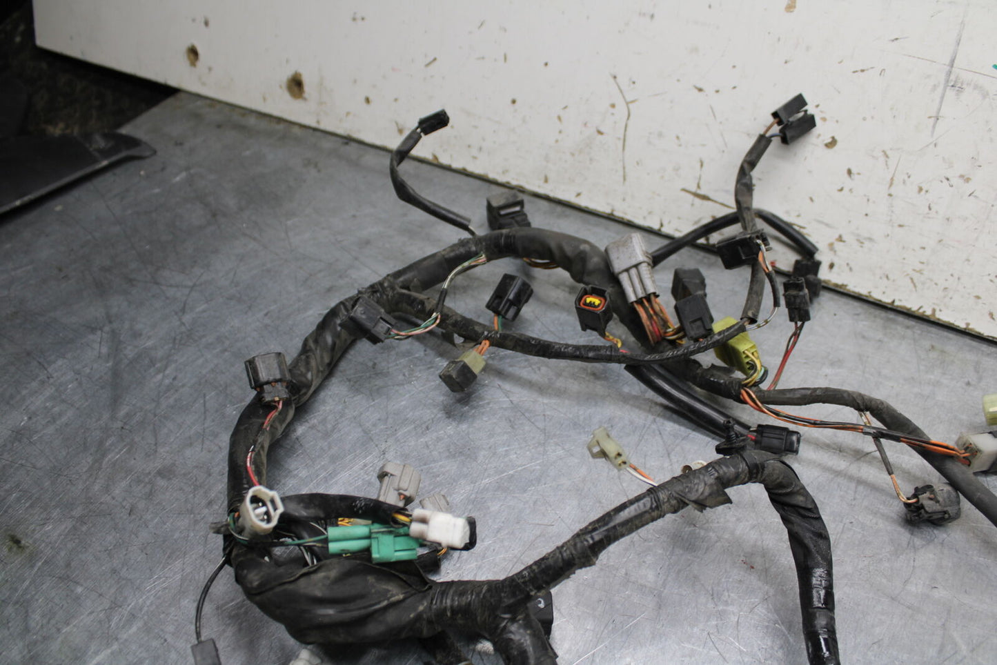 06-07 SUZUKI GSXR 600 MAIN ENGINE WIRING HARNESS MOTOR WIRE LOOM BB737