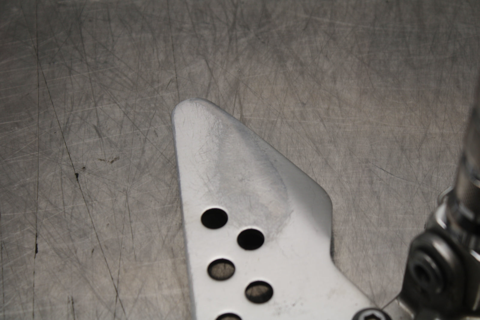 04-05 KAWASAKI NINJA ZX10R RIGHT LEFT REARSETS REAR SET DRIVER FOOT PEGS  BB163