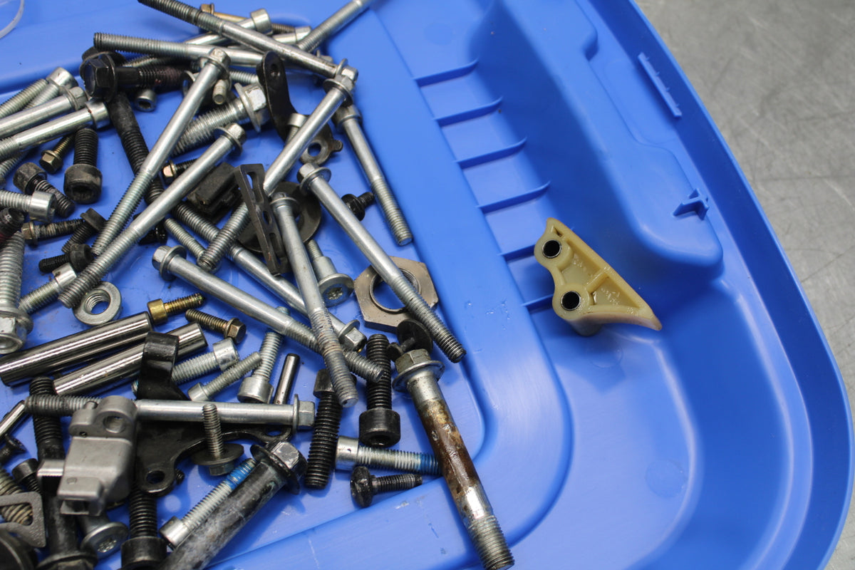 22-24 INDIAN CHIEF BOBBER DARK HORSE MOUNTING BOLTS HARDWARE MOTOR SCREWS BB717