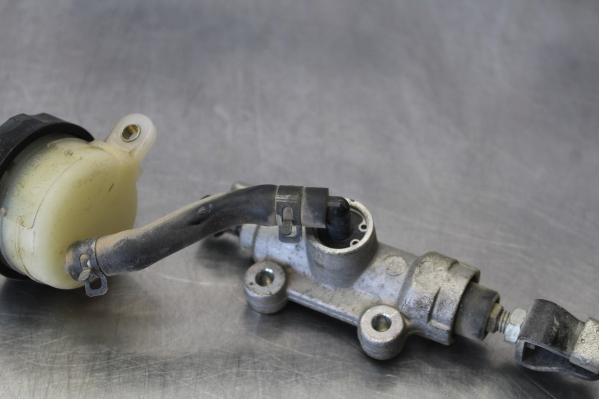 03-08 HONDA VTX1300C REAR BACK BRAKE MASTER CYLINDER W RESERVOIR BB868
