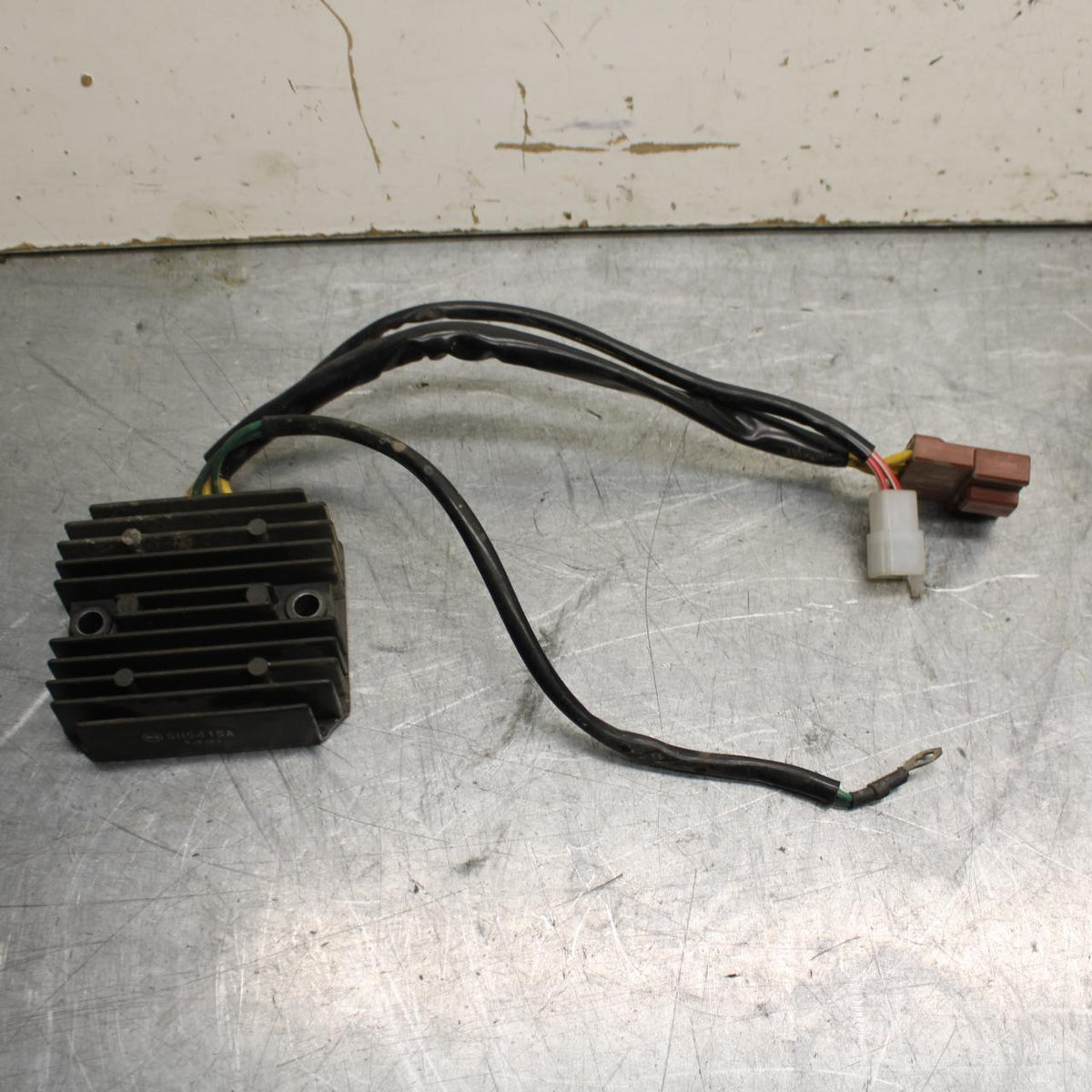 16-18 KTM 690 DUKE RECTIFIER VOLTAGE REGULATOR BB631