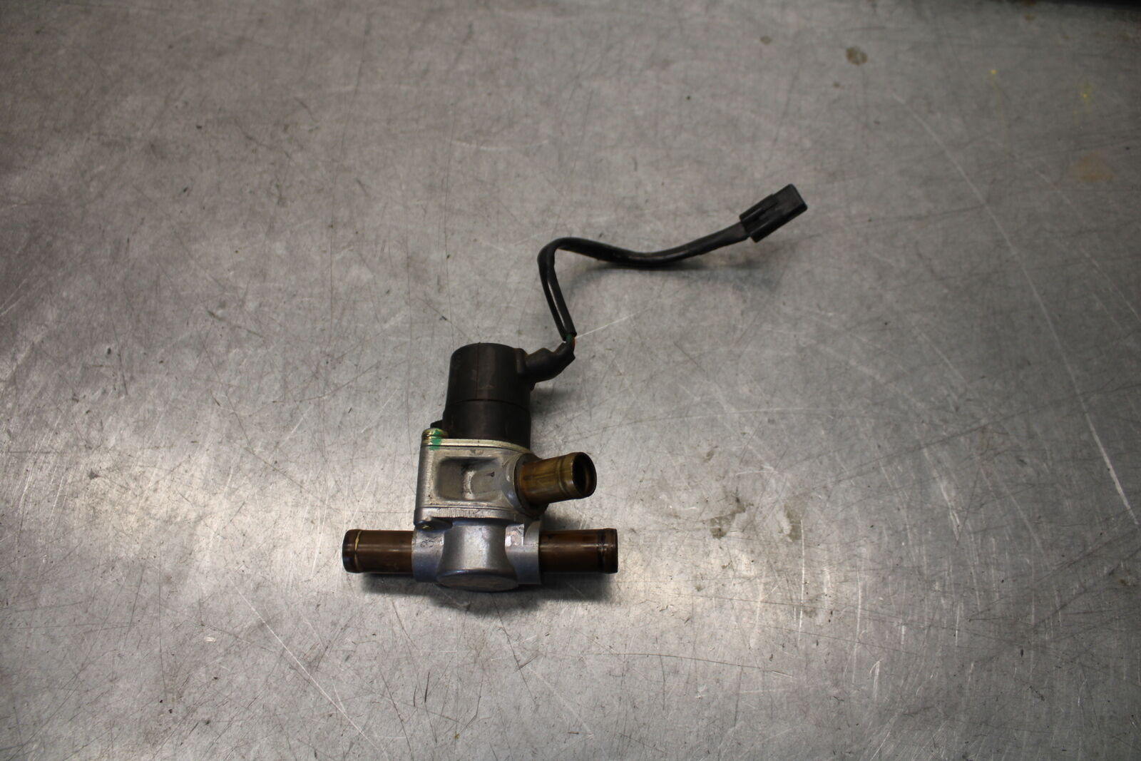 05-06 HONDA CBR600RR AIR VALVE SOLENOID ENGINE SWITCH SENSOR 36450-MEE-000 BB655