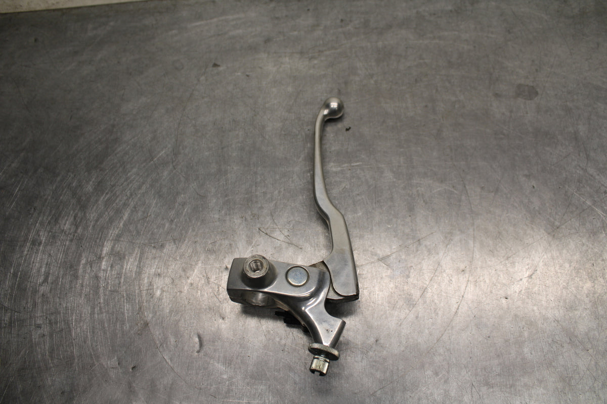 04 SUZUKI INTRUDER 800 CLUTCH PERCH MOUNT WITH LEVER  BB758