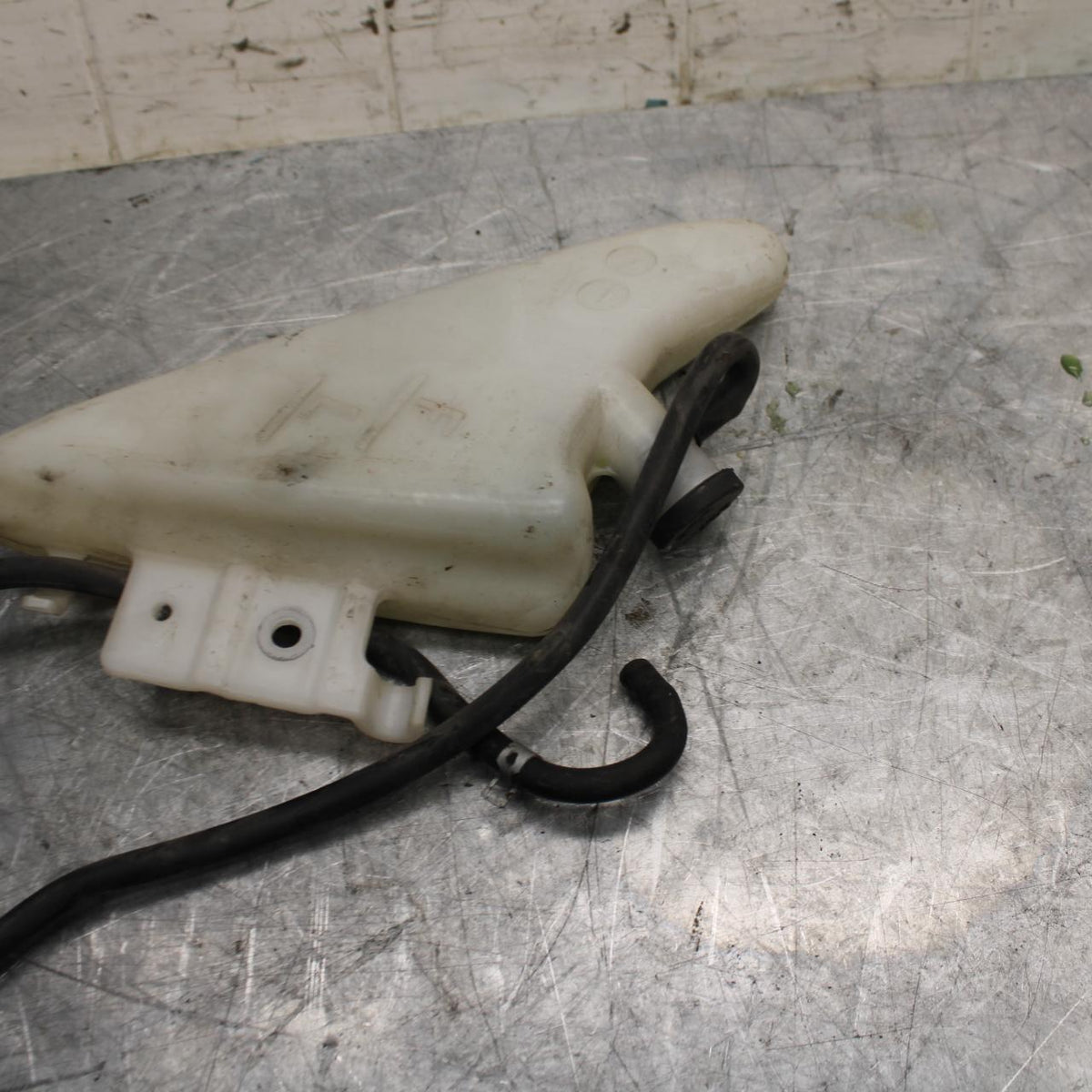 13 SUZUKI GSXR750 COOLANT WATER TANK RESERVOIR BOTTLE BB474