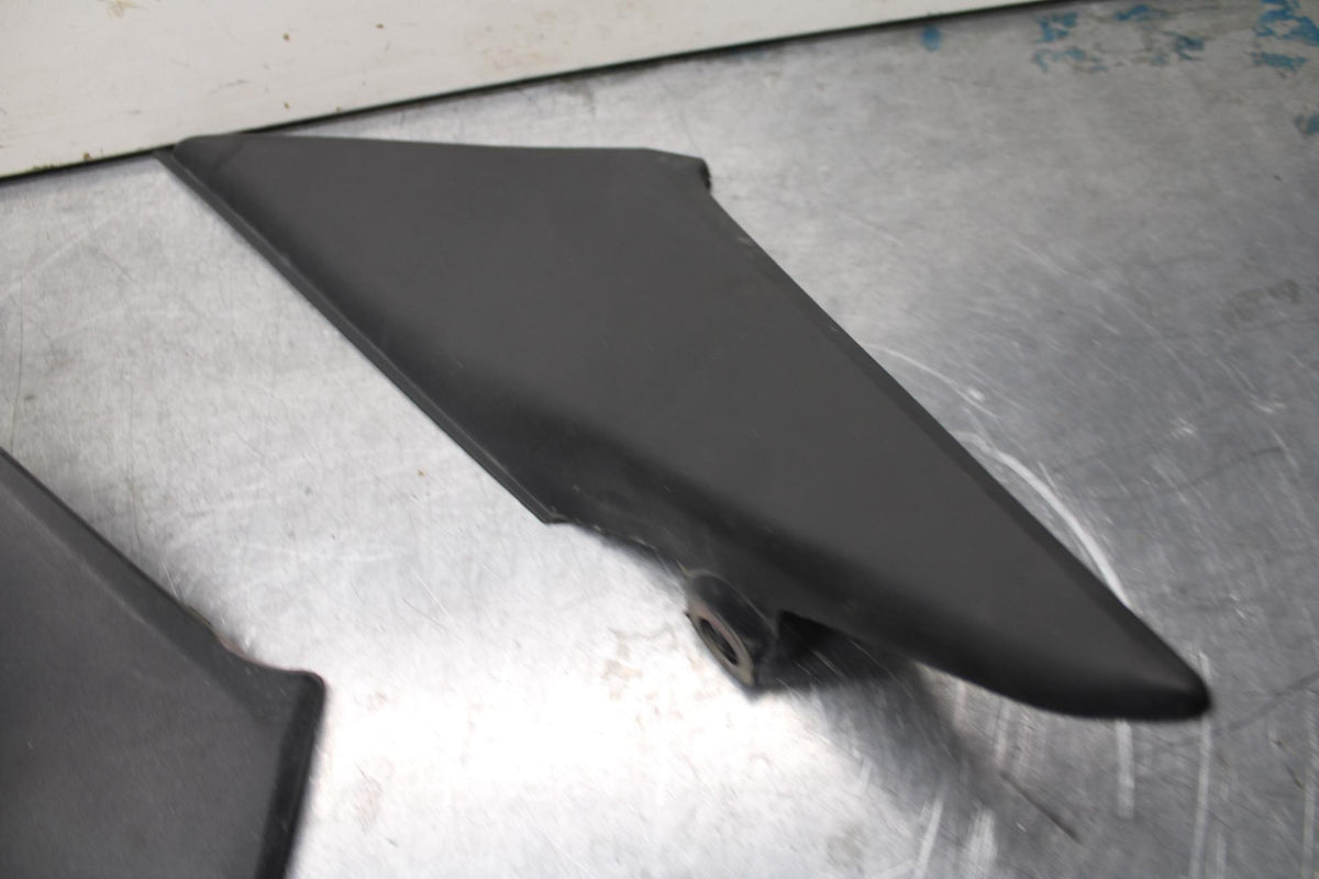 03-04 HONDA CBR600RR RIGHT LEFT FRONT SIDE SEAT PANELS TRIMS COWLS  BB614