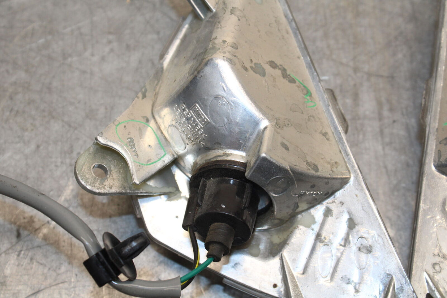 13-18 KAWASAKI NINJA ZX6R FRONT LEFT RIGHT TURN SIGNALS LIGHT INDICATORS BB666