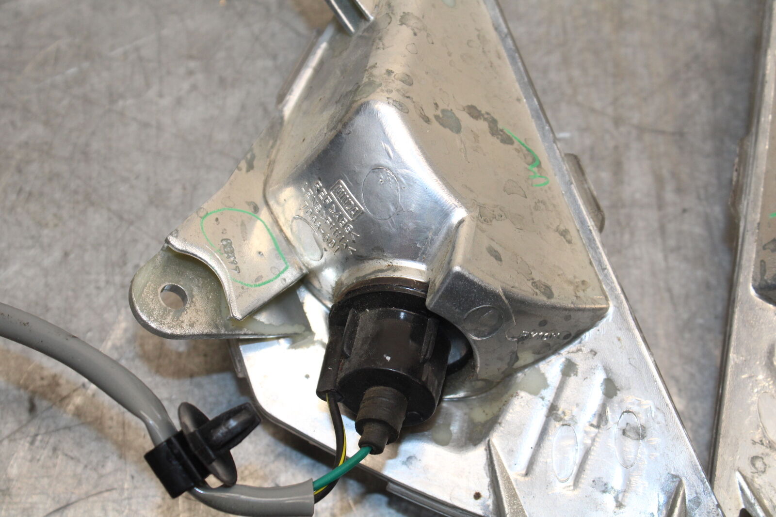 13-18 KAWASAKI NINJA ZX6R FRONT LEFT RIGHT TURN SIGNALS LIGHT INDICATORS BB666