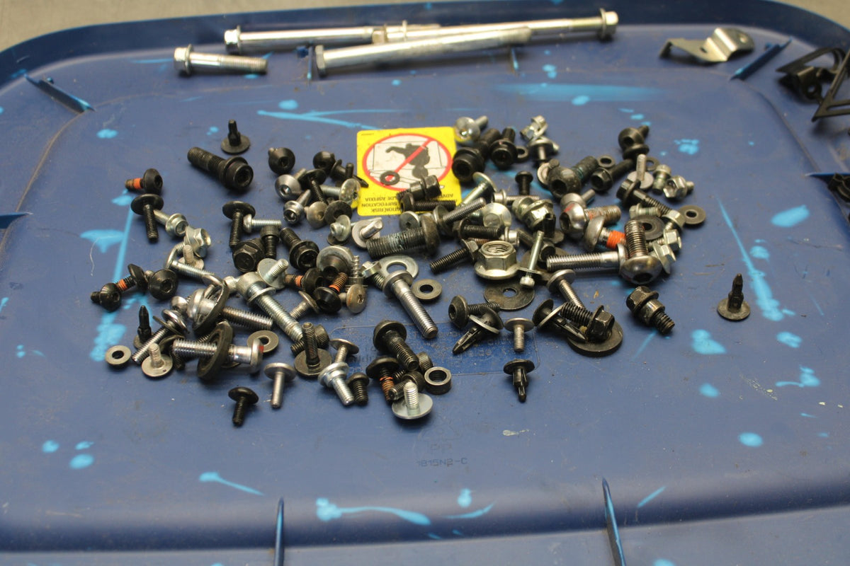 23-24 YAMAHA MT-07 MOUNTING BOLTS HARDWARE MOTOR SCREWS BB194