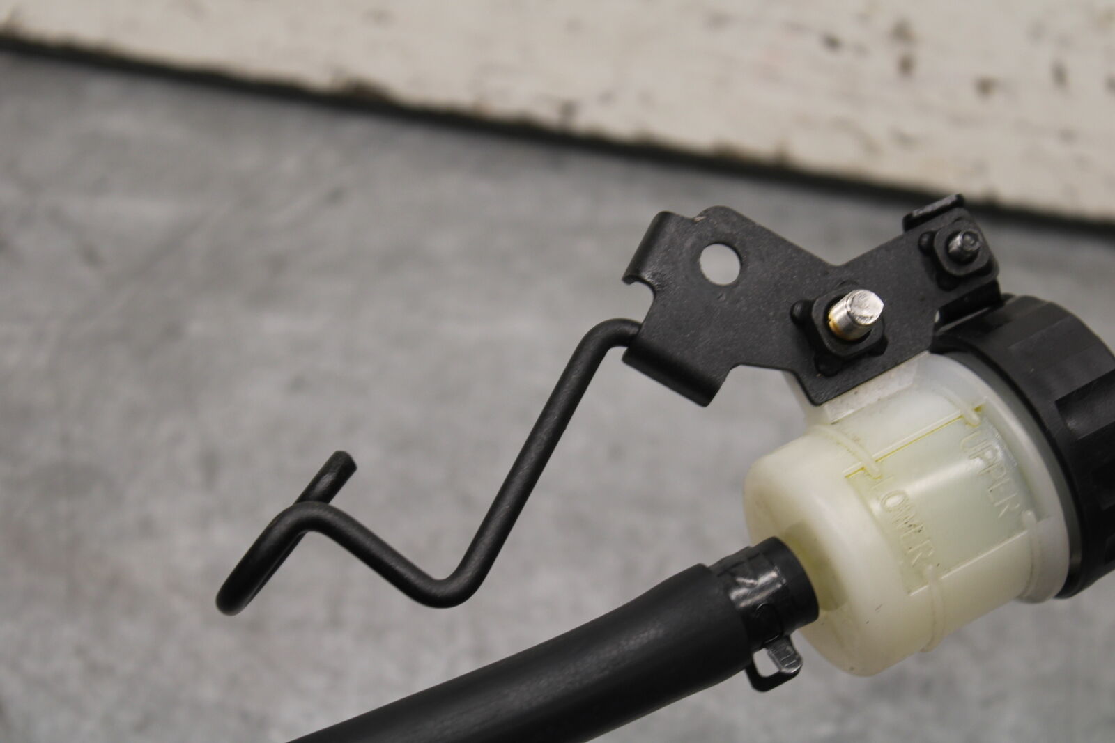 18-23 KAWASAKI NINJA 400 REAR BACK BRAKE MASTER CYLINDER W RESERVOIR BB660